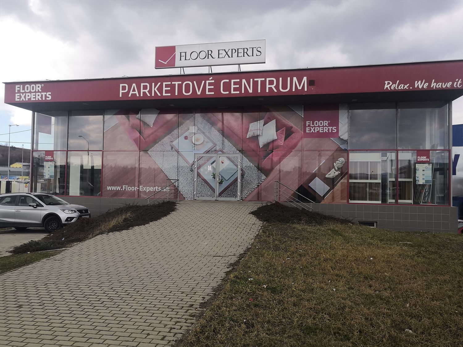 3D reklama, realizácia